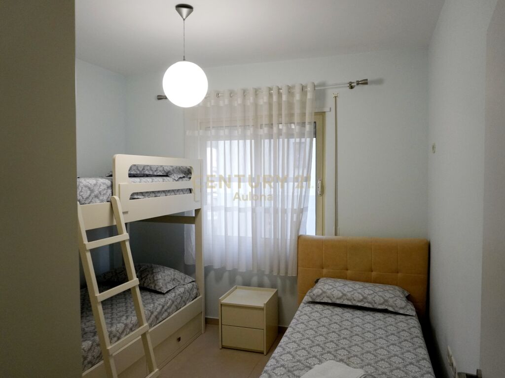Appartement 2+1 avec vue latérale sur la mer à det