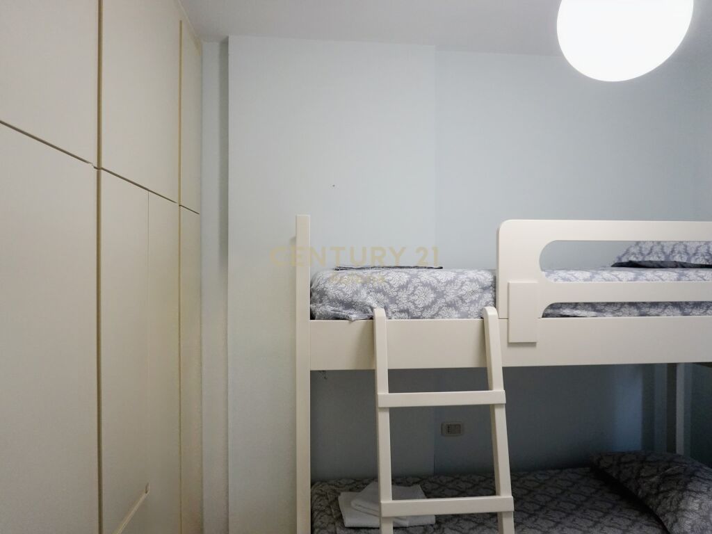 Appartement 2+1 avec vue latérale sur la mer à det