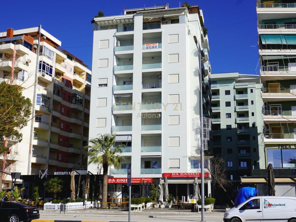 Appartement 2+1 avec vue latérale sur la mer à det