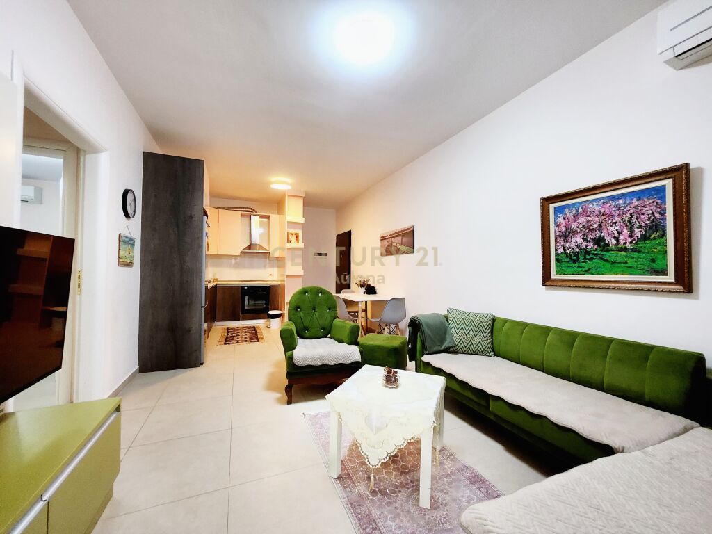 Appartement 2+1 avec vue latérale sur la mer à det