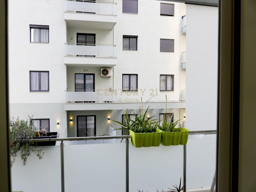 Appartement 2+1 avec vue latérale sur la mer à det