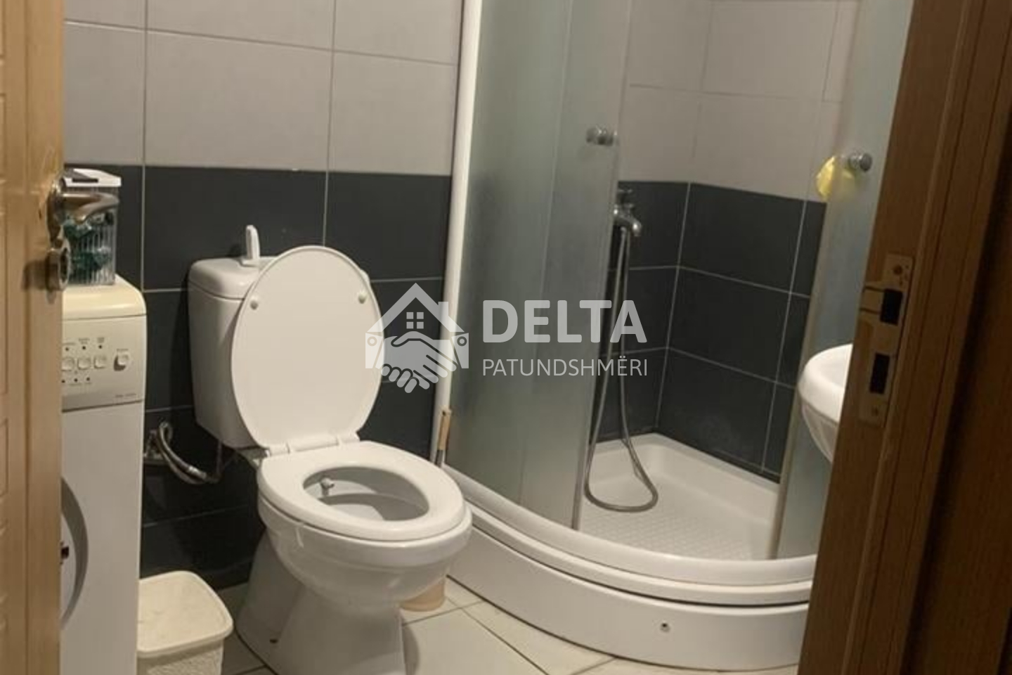 Banesë me qira në qendër (6)