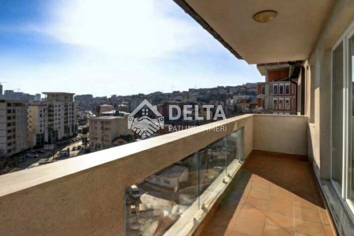 Escritório/penthouse para alugar em Tophane (2)