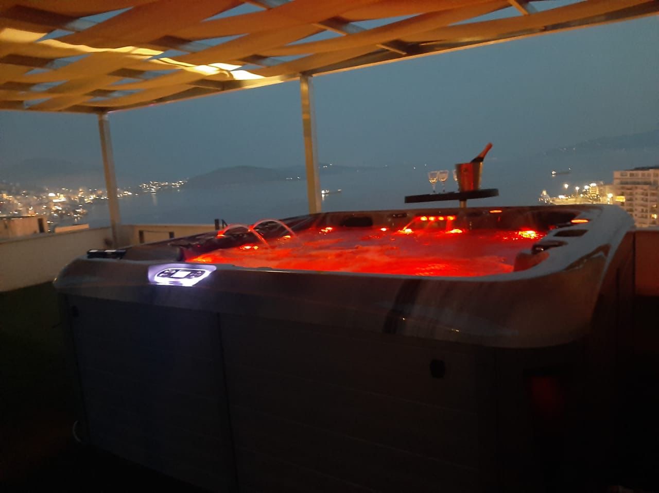 Penthouse de luxe à vendre à Saranda