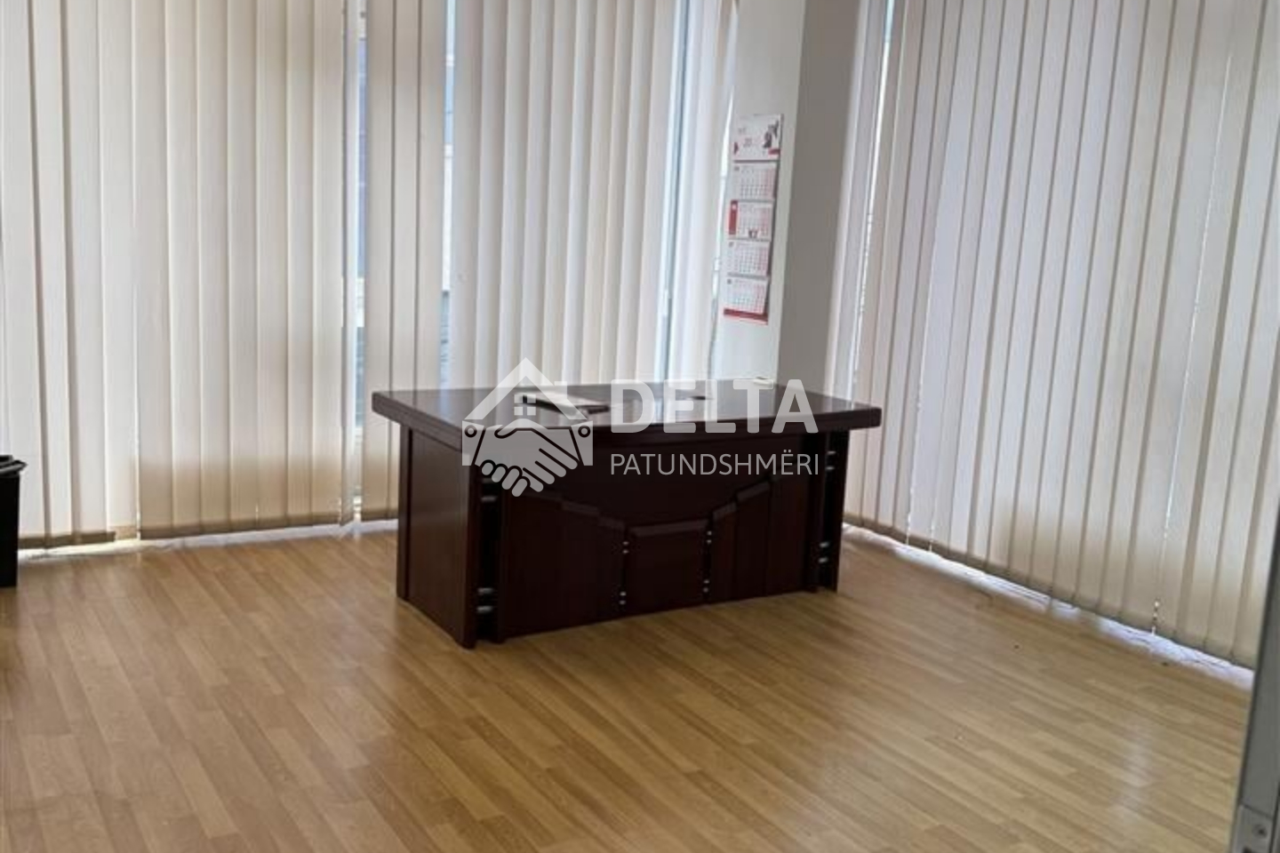 Zyre me qira në qendër
