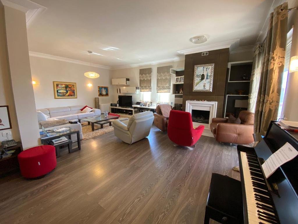 Duplex in vendita 3+1 centro, durres