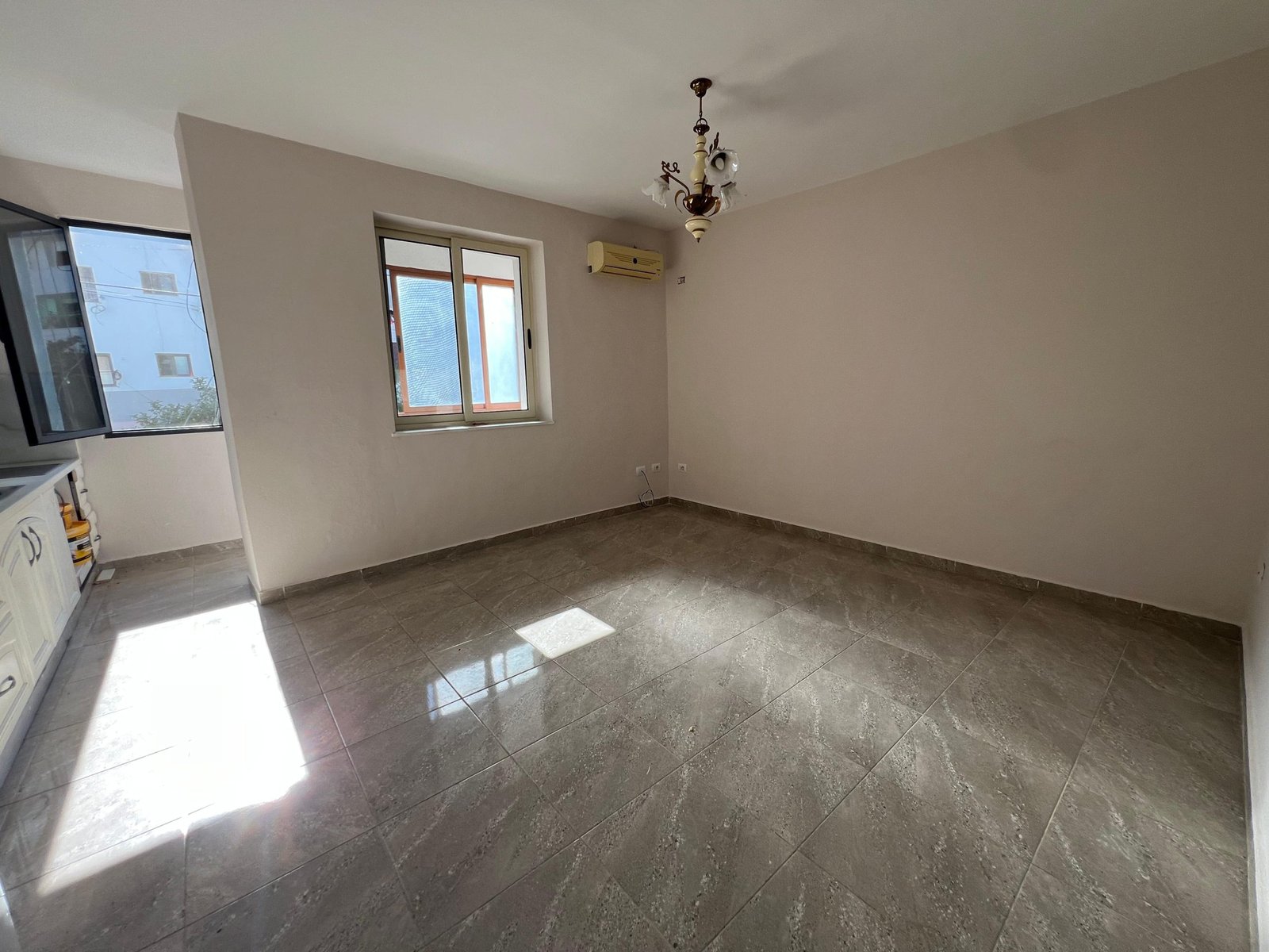 Apartamento à venda 1+1 perto de vala park (3)