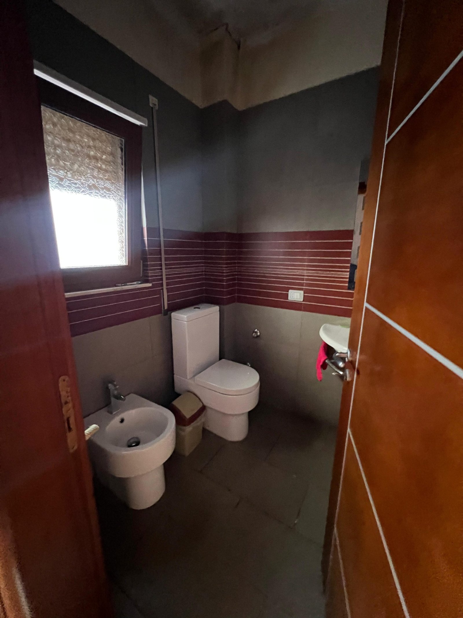 Shitet vile pranë ukd, Durrës (3)