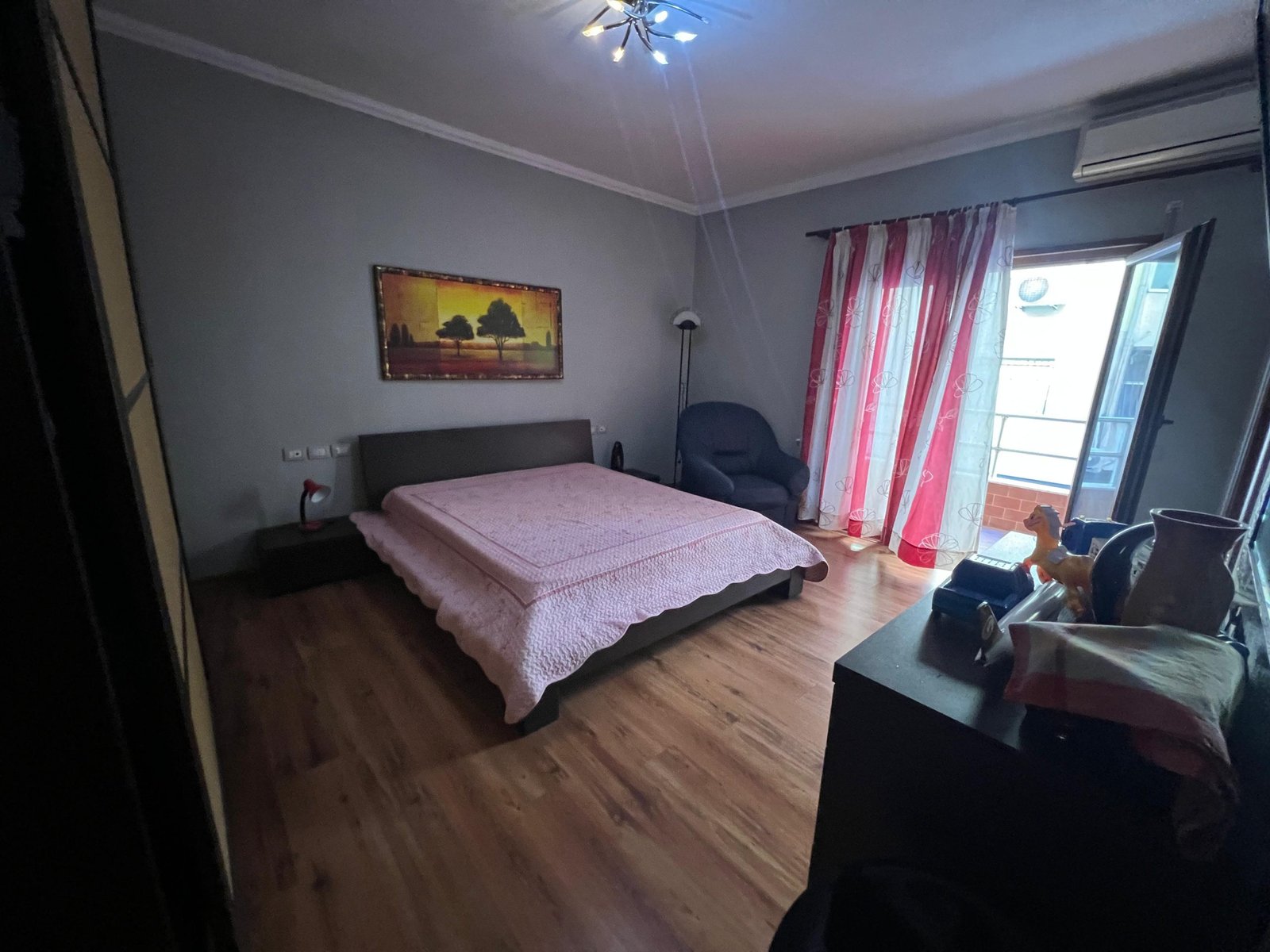 Shitet vile pranë ukd, Durrës (8)