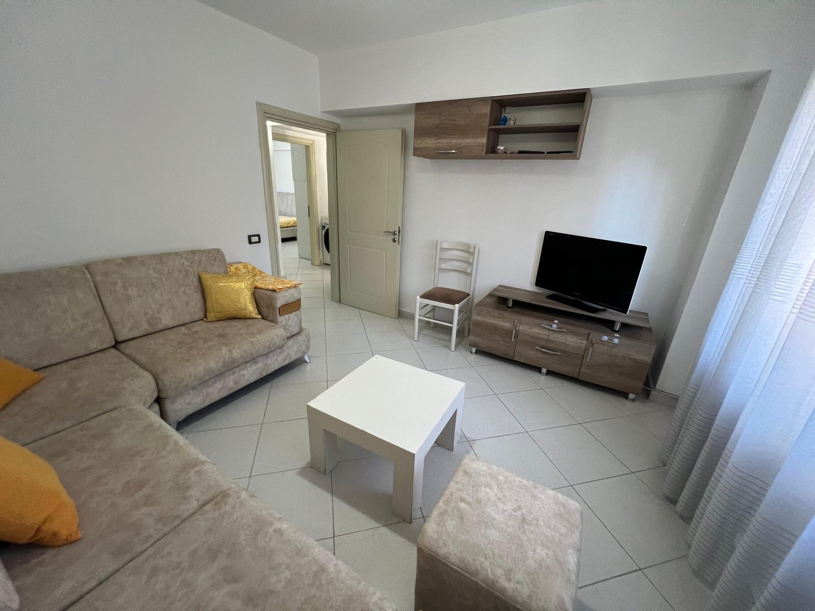 Appartement 1+1 à louer près de l'hôpital – Durrës (2)