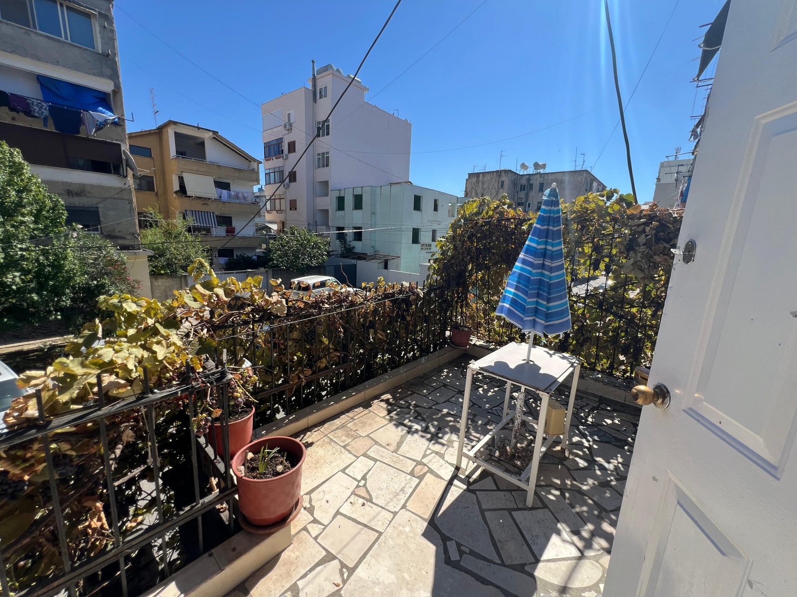 Appartement 1+1 à louer près de l'hôpital – Durrës (7)