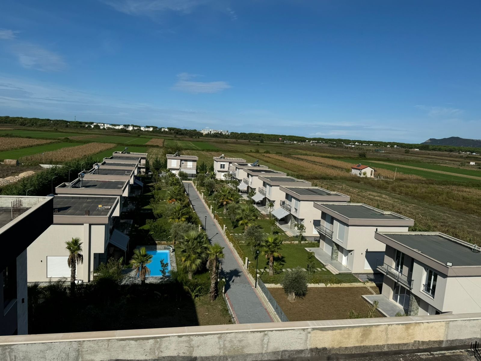 Luxusvillen zum verkauf in gjiri i lalzit