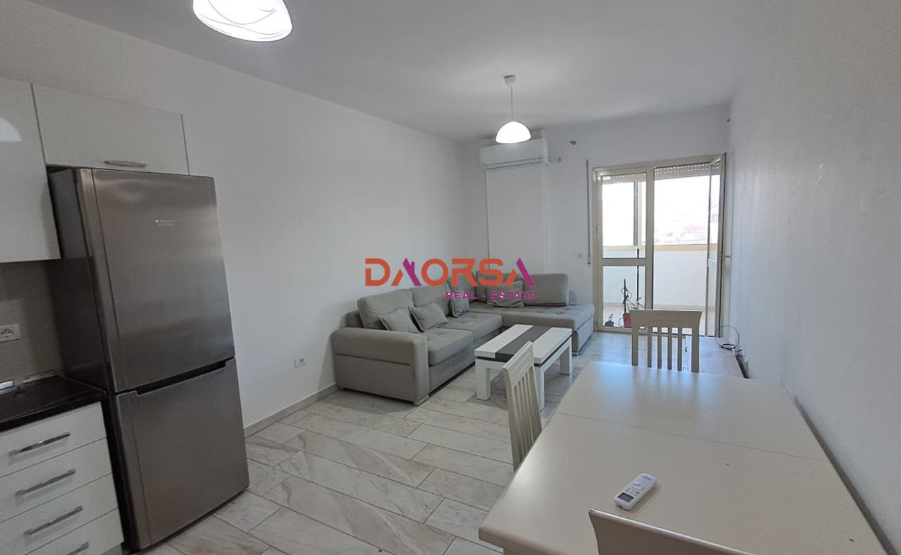 Appartement 2+1 à vendre à durres (2)