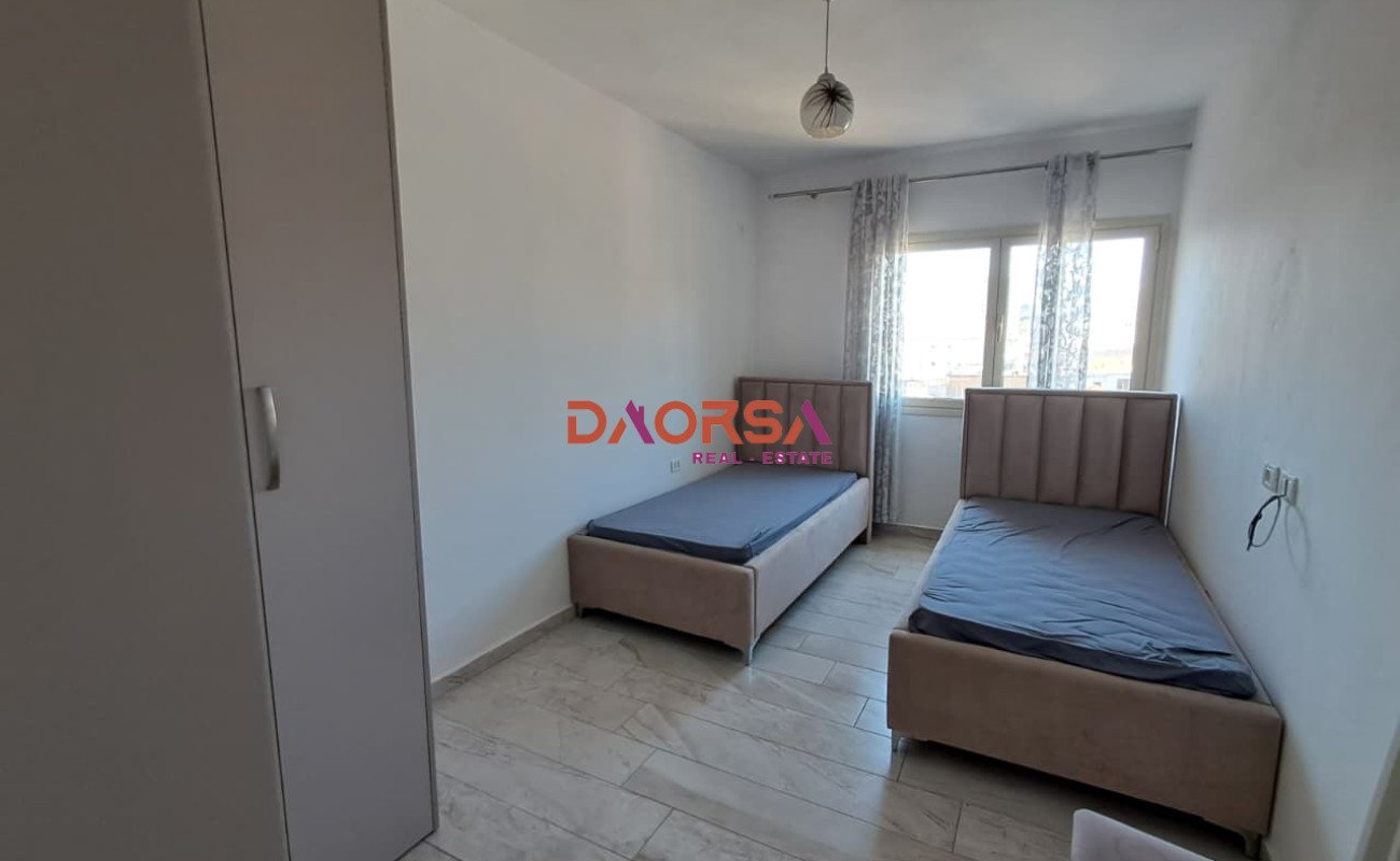 Appartement 2+1 à vendre à durres (8)