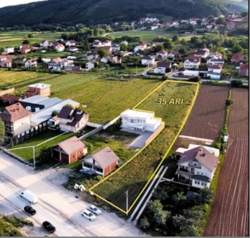 Parcelë në shitje në magjistralen Prishtinë-Podujevë!