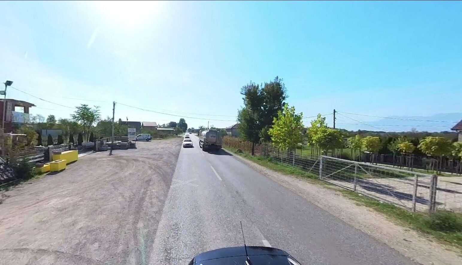 Plot for rent in istog!