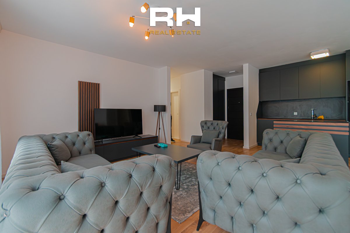 Apartamento de 116m² en alquiler en Prishtina e Re (2)
