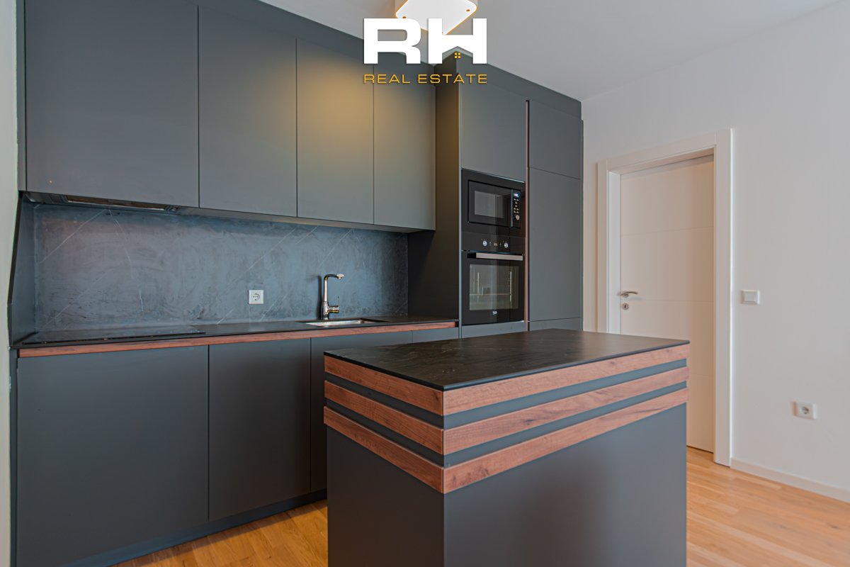 Apartamento de 116m² en alquiler en Prishtina e Re (3)