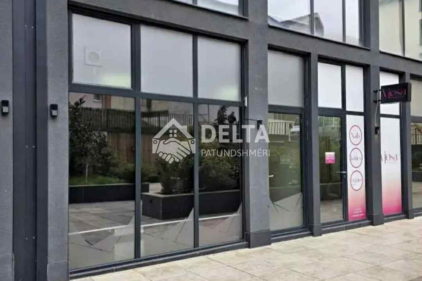 Lokal me qira në lagjjen”Bregu i Diellit” (3)