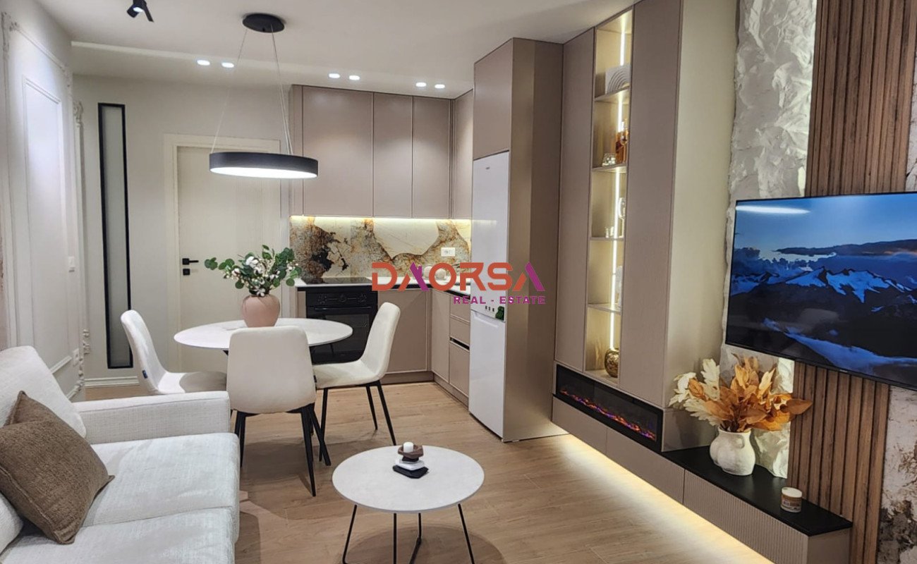 Apartamento de lujo 2+1 en la playa, completamente amueblado