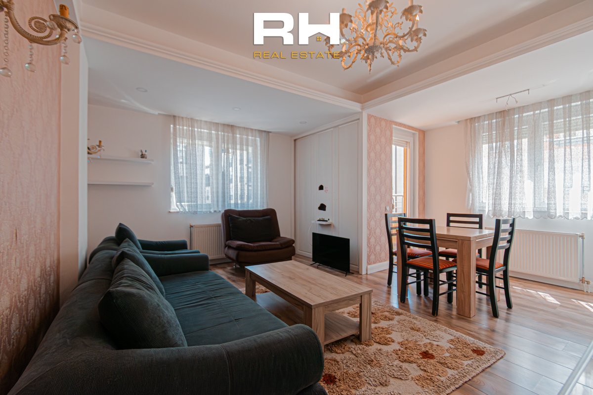 Appartamento di 80m² in affitto a Bregu i Diellit
