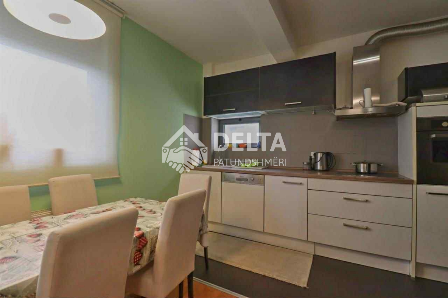Modernes apartment zur miete im zentrum