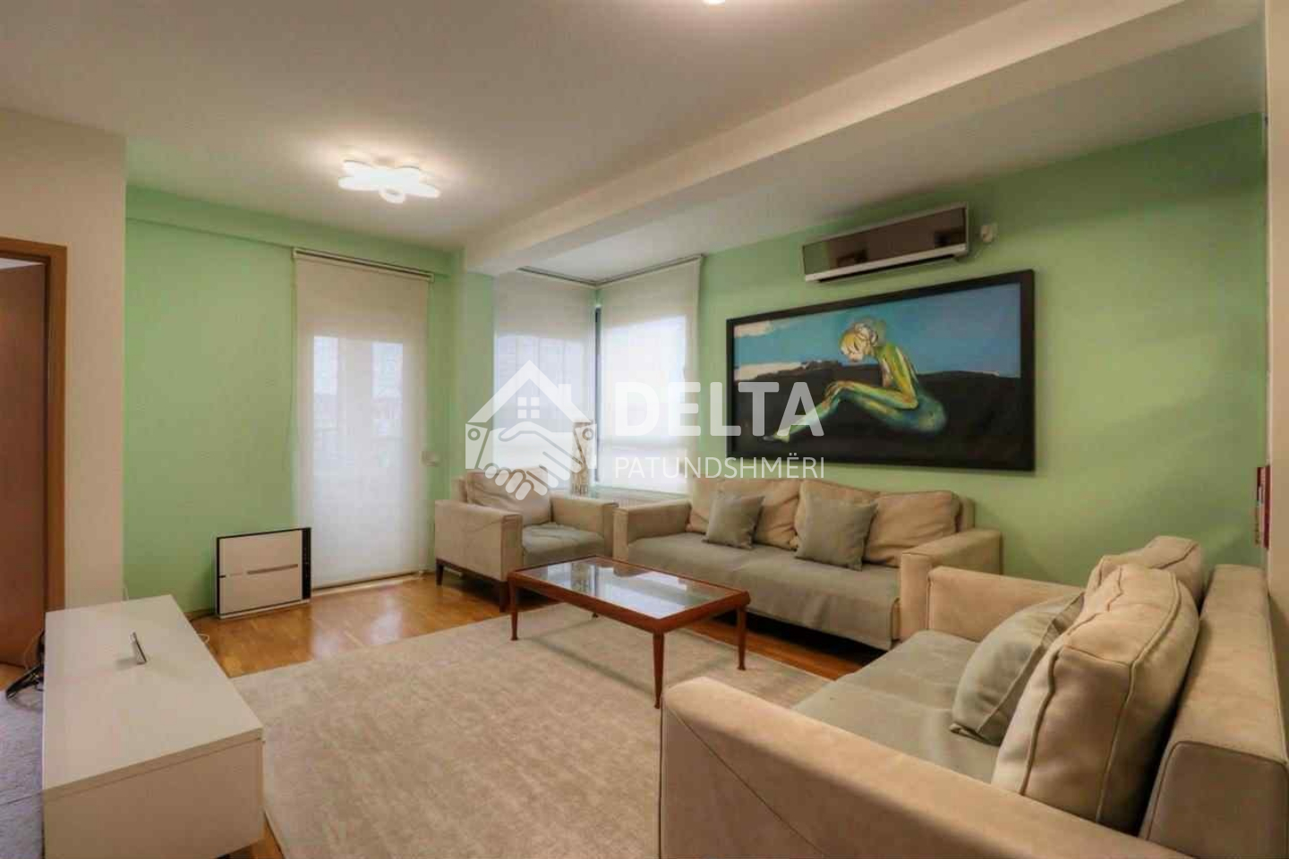 Modernes apartment zur miete im zentrum