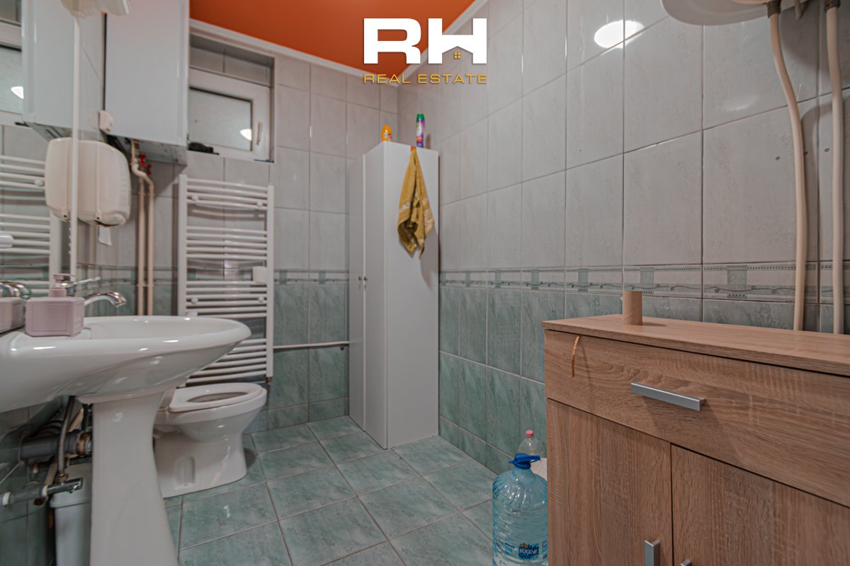 Oficina de 80m² en #alquiler en ulpianë (7)