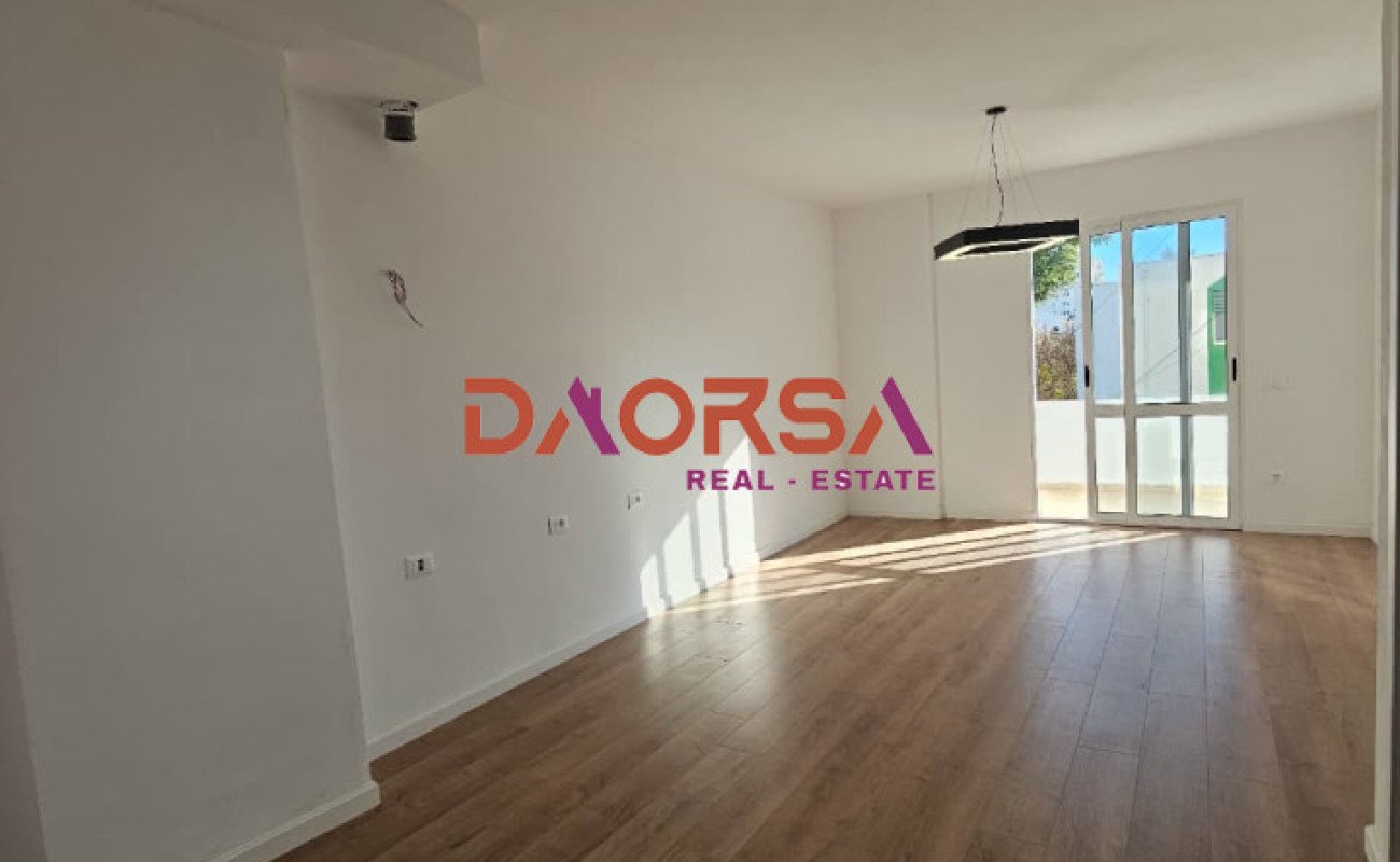 Apartment zum verkauf 2+1 in der nähe des dylli-krankenhauses, Durrës (8)