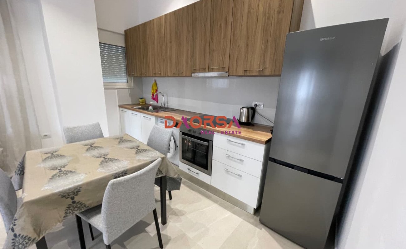 Shitet apartament 1+1 ne golem (4)