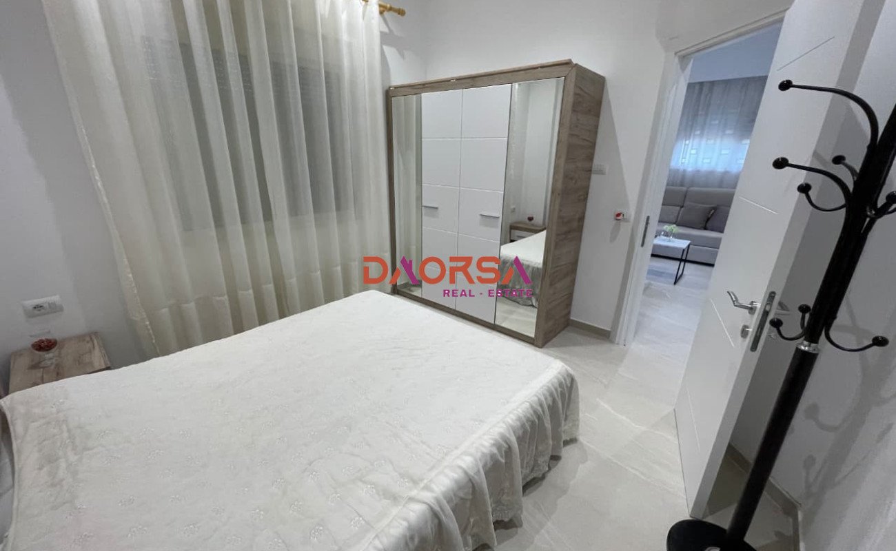 Shitet apartament 1+1 ne golem (8)