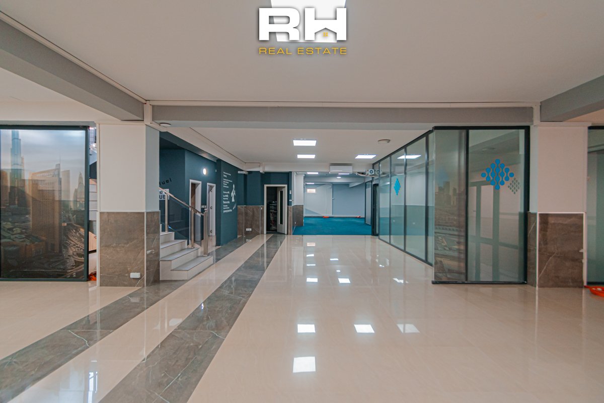 Espaço comercial 420m² para alugar em emshir