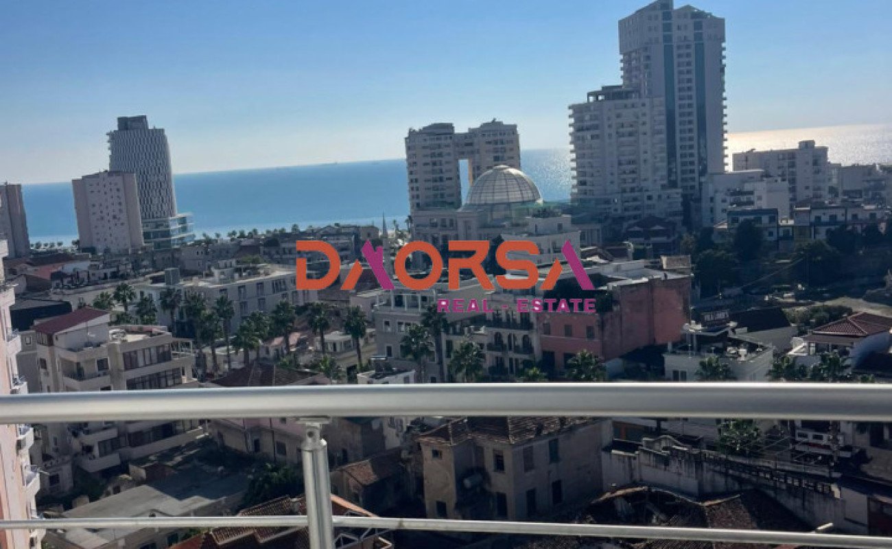 Büro zur miete in der nähe des Durrës rathauses (3)