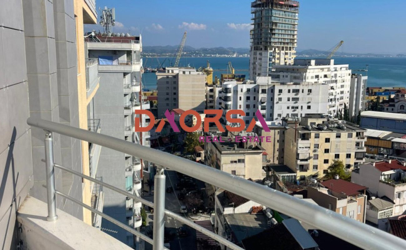 Büro zur miete in der nähe des Durrës rathauses (6)