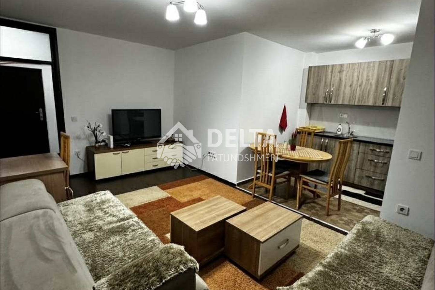 Appartement à louer à Arbëri (2)