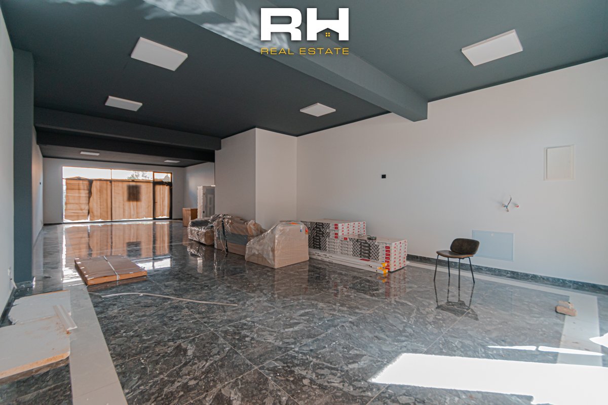 Local de 128,5m² en alquiler en emshir (2)