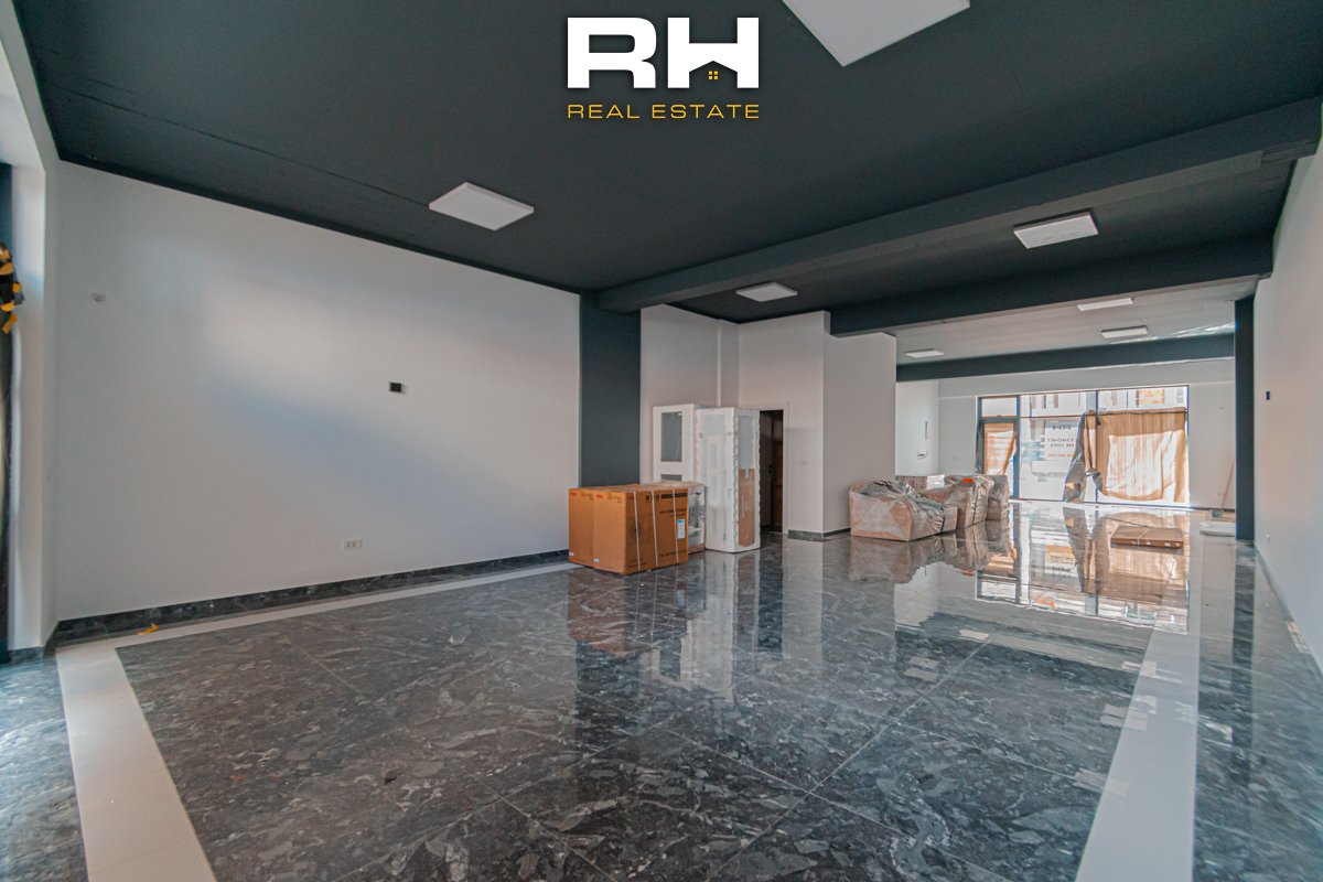 Local de 128,5m² en alquiler en emshir (4)