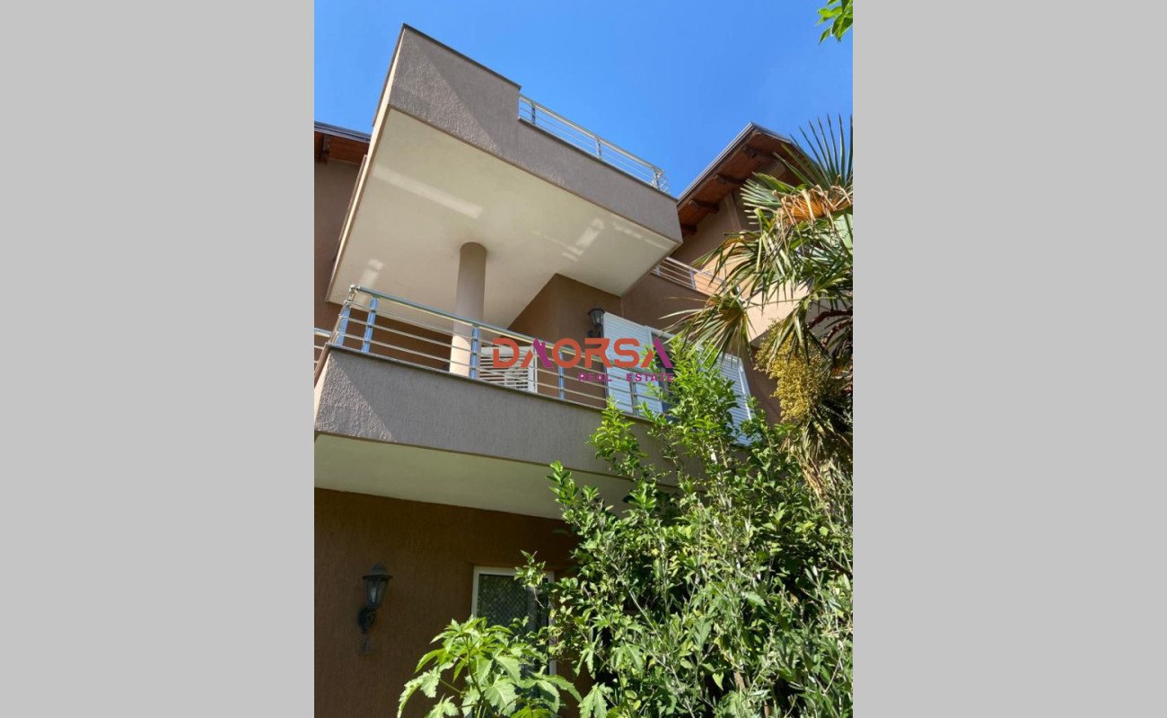 3-geschossiges gebäude mit grundstück zum verkauf – Durrës (2)