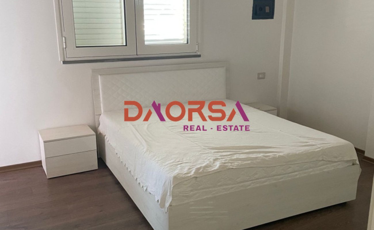 3-geschossiges gebäude mit grundstück zum verkauf – Durrës (5)