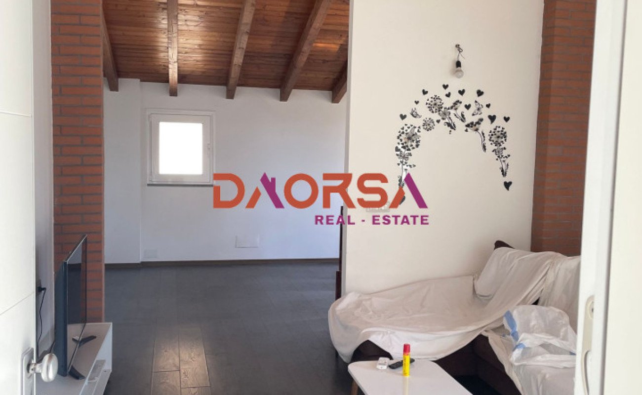 3-geschossiges gebäude mit grundstück zum verkauf – Durrës (7)