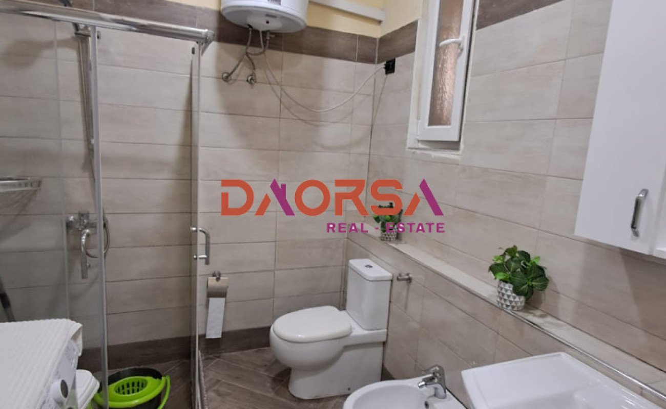 Shitet apartament 1+1 – Plazh, pranë hotel palace (7)