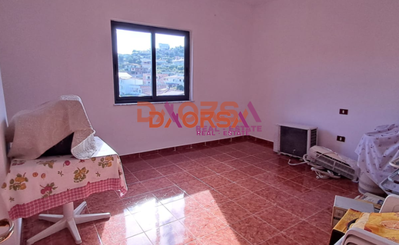 Jepet me qira apartament 2+1 te cezma e ferres (8)