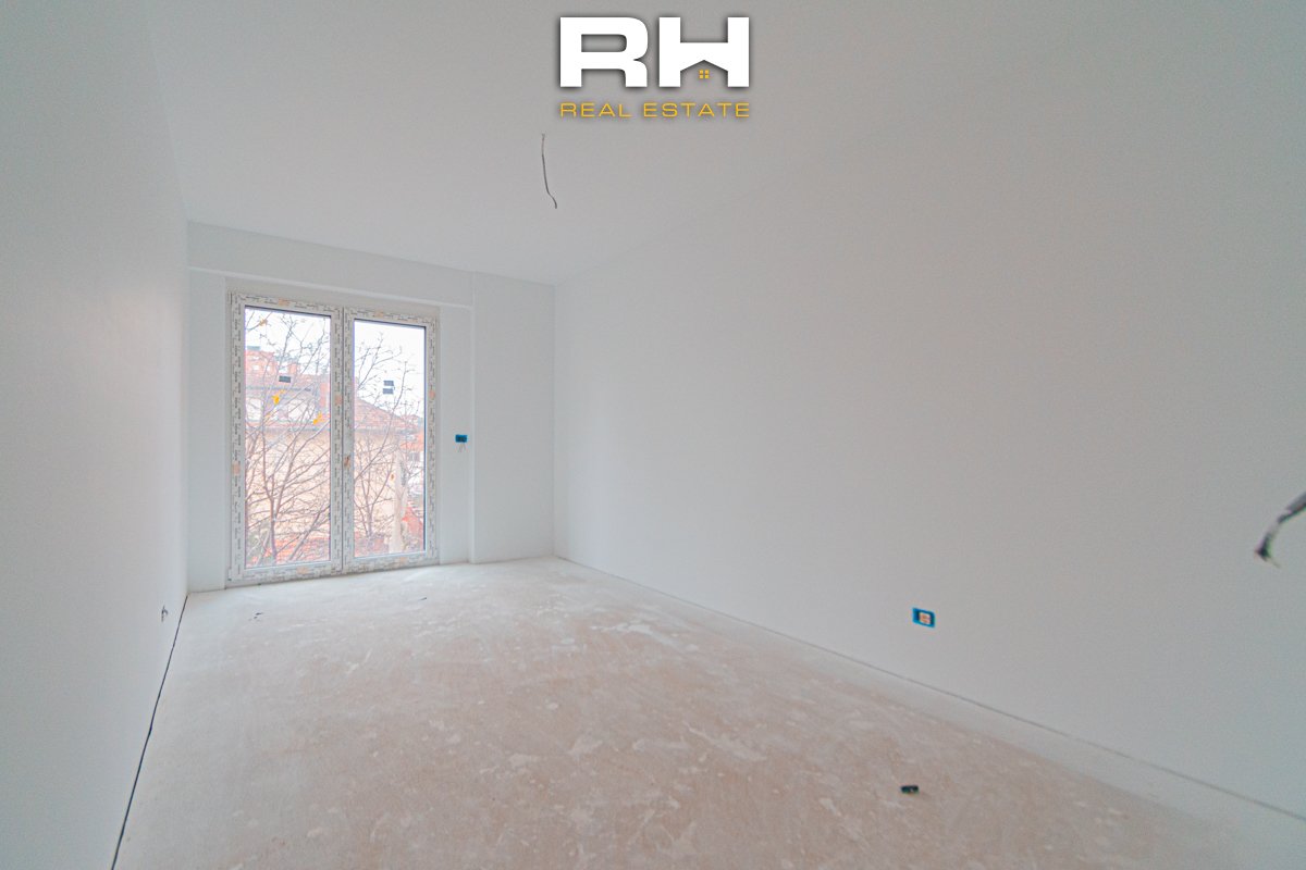 Banesë – Zyre 133m² me #qira në Aktash (5)