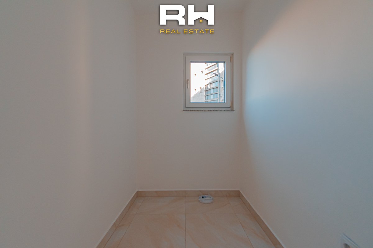 Apartment – Office 135m² for #rent in ulpianë