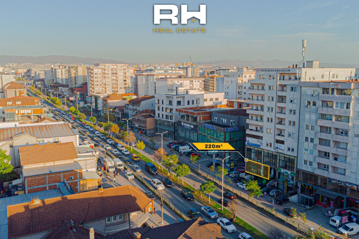 Local commercial de 220m² à vendre à Fushë Kosovë (2)