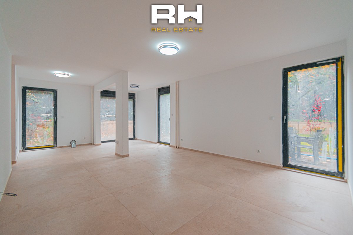 Local comercial de 100m² en alquiler en dardani (2)