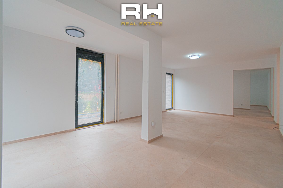 Local comercial de 100m² en alquiler en dardani (3)