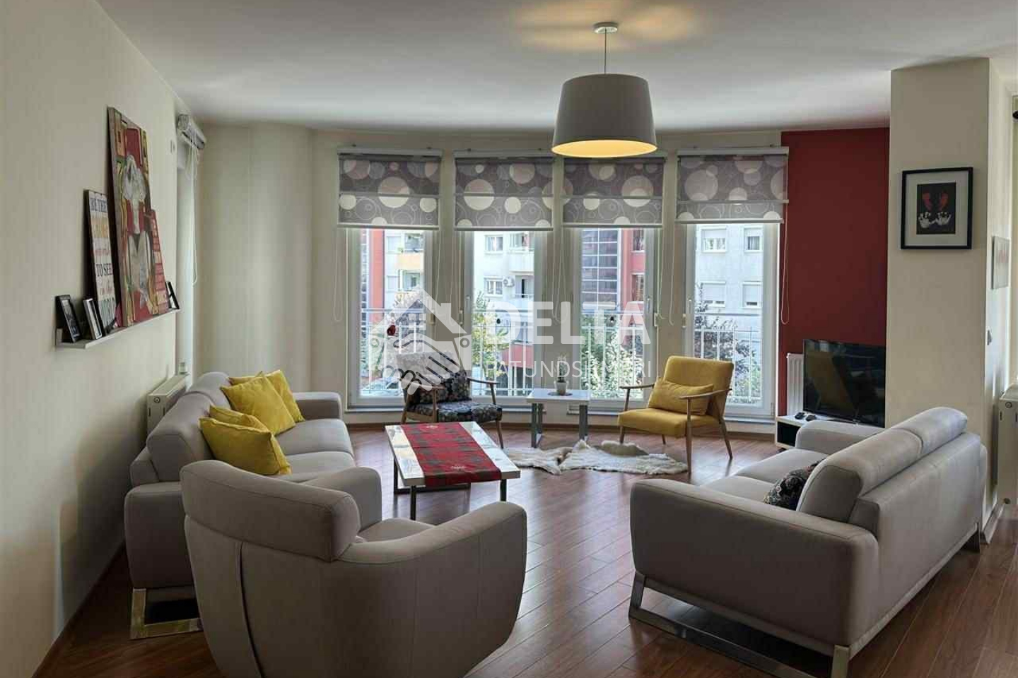 Apartamento en alquiler en la calle c