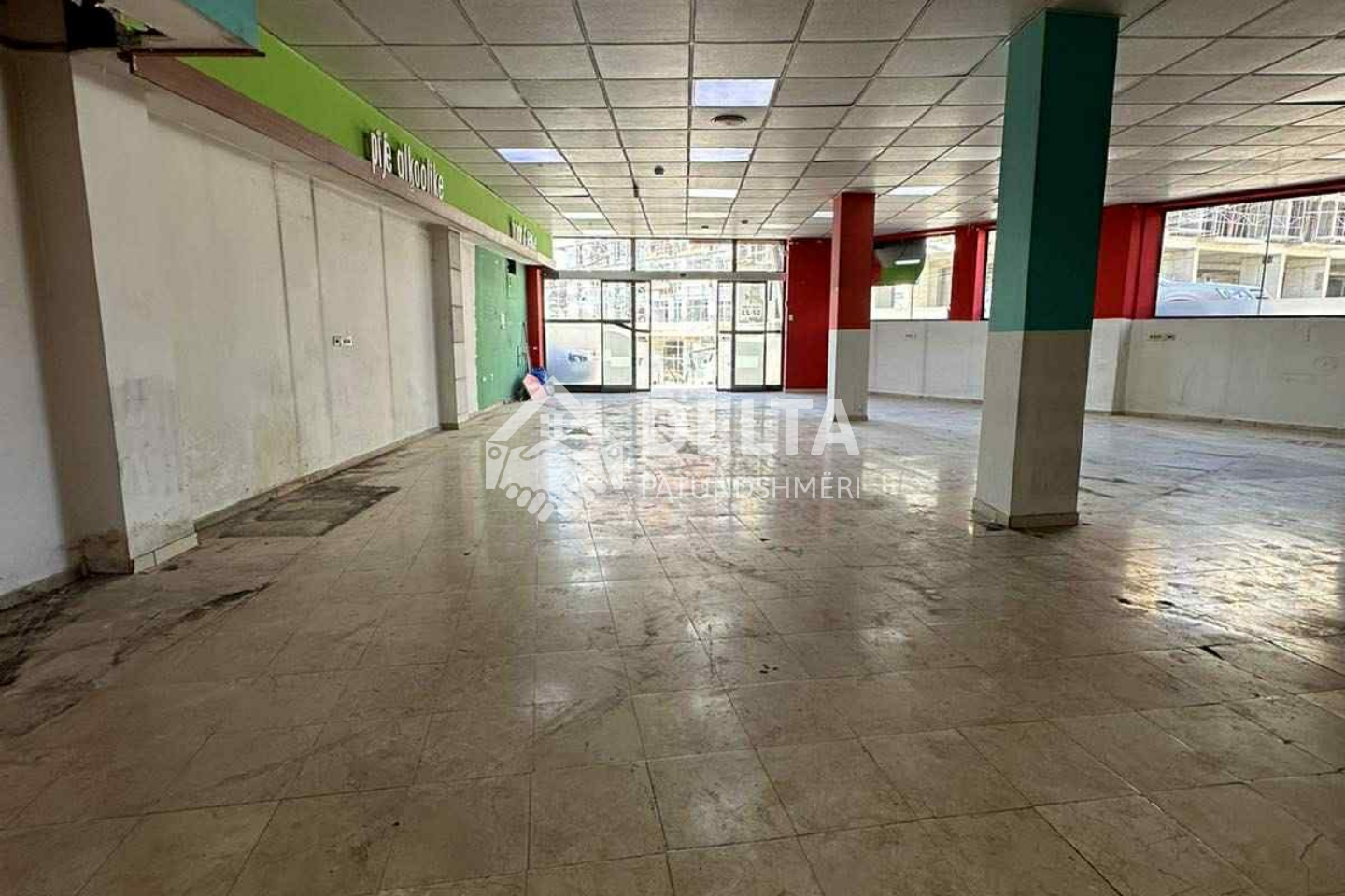 Espaço comercial para alugar no bairro de Aktash