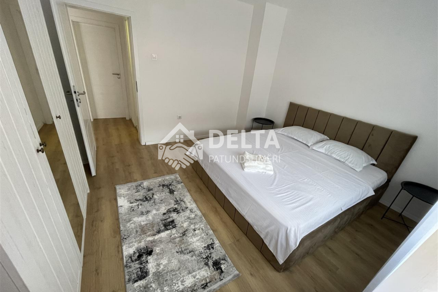 Appartement de 64 mètres carrés à vendre au centre-ville (6)